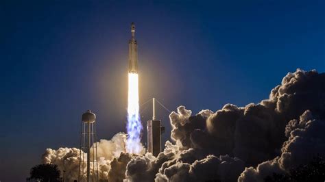 Launch to landing | Watch SpaceX's heaviest rocket in action in this ...