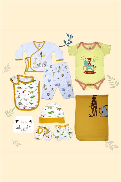 Tinylane Jungle Tribe Newborn Baby Gift Set | Pack of 9 - Buy on ...