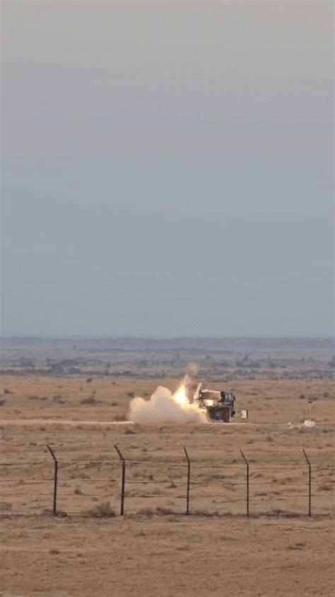 Rafale dropped 2200 kg bombs on India-Pakistan border | ભારત-પાકિસ્તાન ...