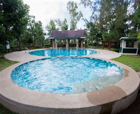 CROSSWINDS RESORT SUITES (Tagaytay) - Hotel Reviews, Photos, Rate ...