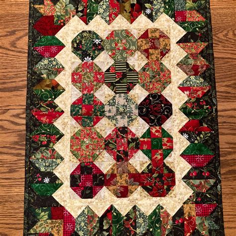 Patchwork Table Runners 的图像结果