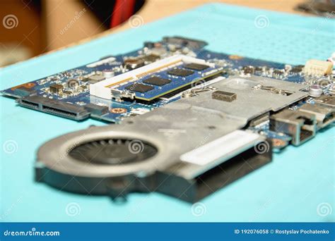 Fix Computer Main Unit 的图像结果