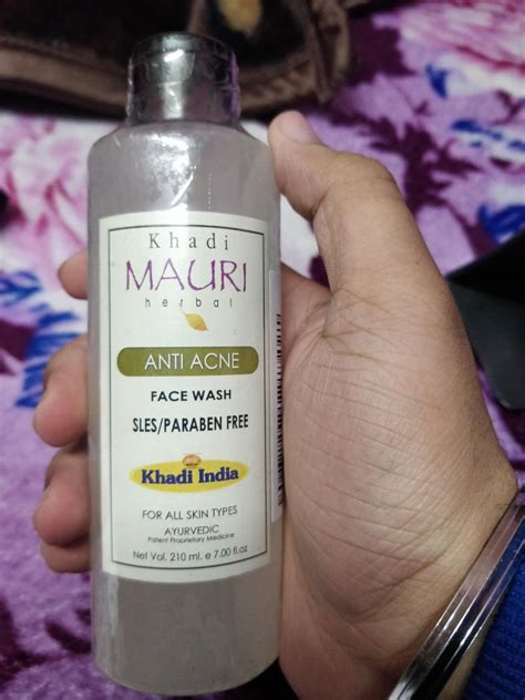 Khadi Mauri Herbal Anti Acne Face Wash For Fights Pimples & Unclogs ...