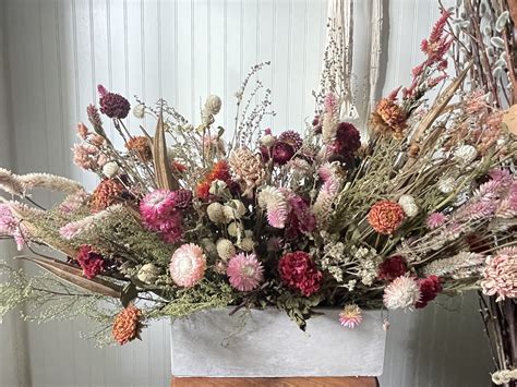 Dried Flower Arrangement – Long and Low