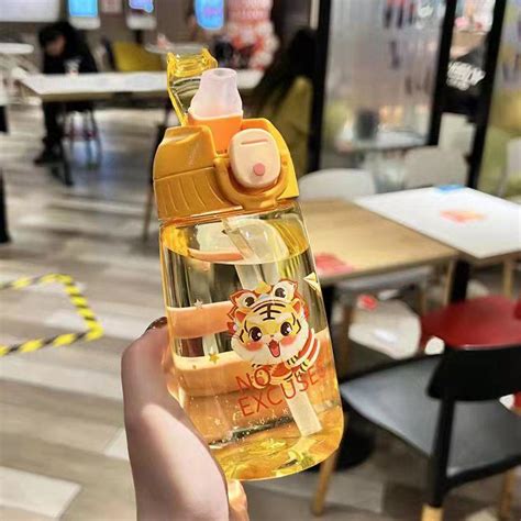 Cute Animal Straw Bottles – The Peppy Door