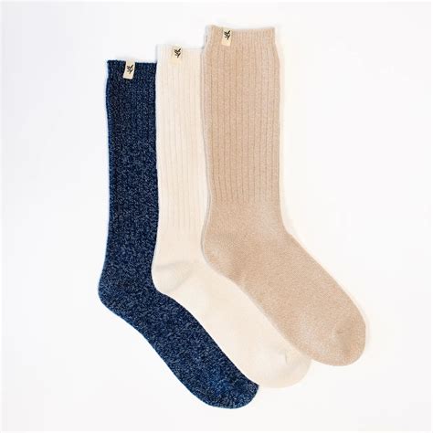 Cozy Earth Bamboo Plush Lounge Sock Review - Bamboo Goods