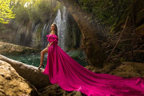 Ruffled Magenta Satin Long Train Prom Photoshoot Dress - Lunss