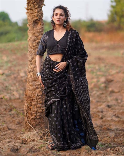 Sarees (साड़ी ) - Buy Latest Sarees | Saree | Sarees for women