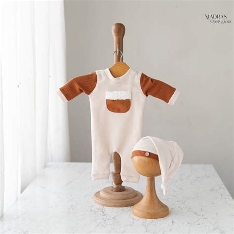 Kumoto Collection – Madras Prop Store