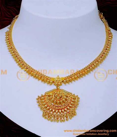 Buy Traditional Gold Model Plain Necklace Design for Wedding