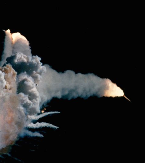 NASA Challenger Explosion 的图像结果
