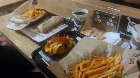 Cheap and cheerful but blooming tasty! - Reviews, Photos - Taco Bell ...