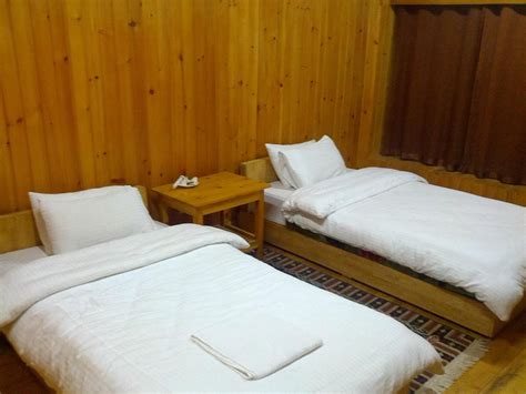 GAKILING GUEST HOUSE (Bhutan/Phobjikha Valley) - Guesthouse Reviews ...