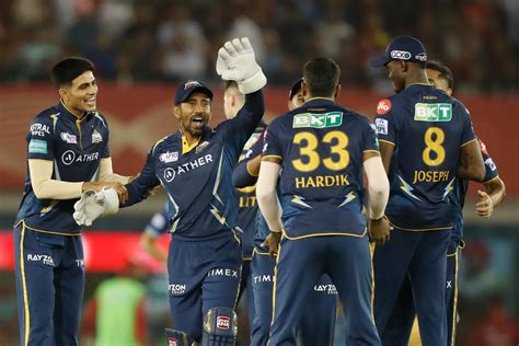 Mohit Sharma's sharp bowling left the PBKS batsmen in the water ...
