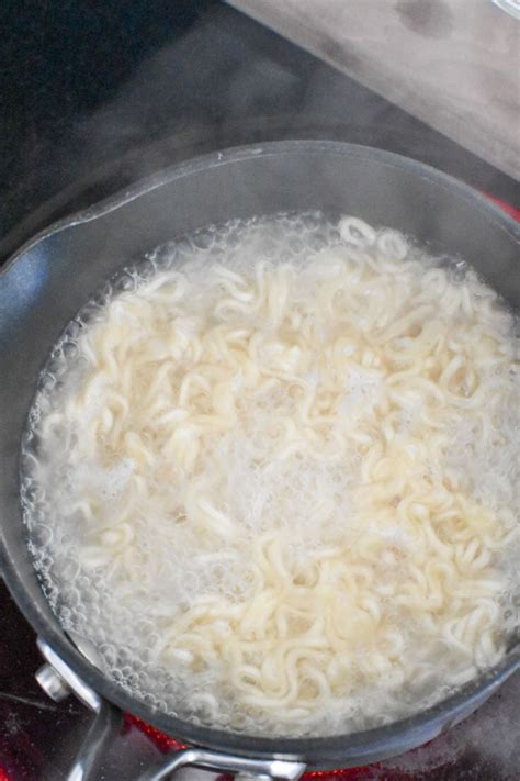 The Best Cheesy Ramen Noodles Recipe - Thyme For The Table