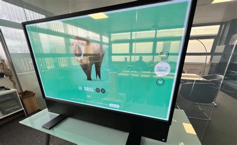 Transparent Computer Monitor 的图像结果