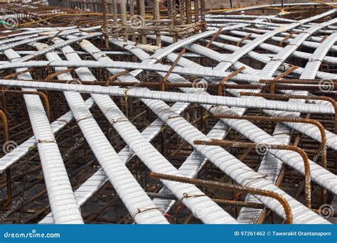 Post Tension System, Concrete Reinforcement with Tension Cables in the ...