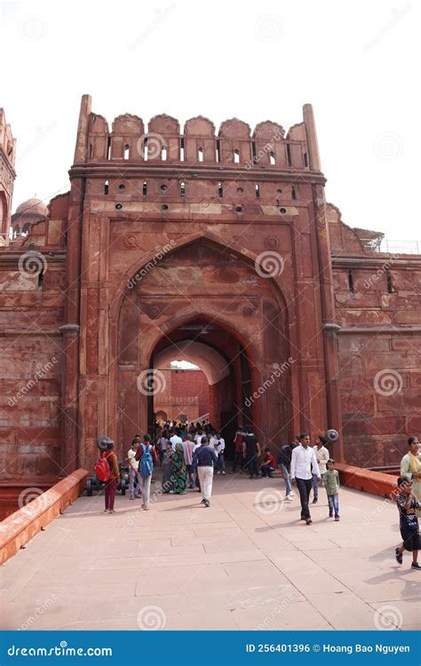 Architecture of Red Fort in New Delhi, India Editorial Photo - Image of commerce, decoration ...