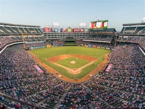 Baseball Stadium 的图像结果