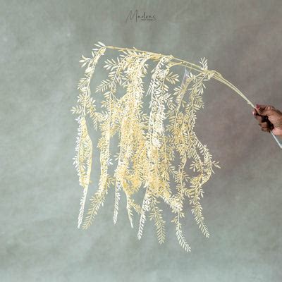 Teeny Weeny Leaf – Madras Prop Store