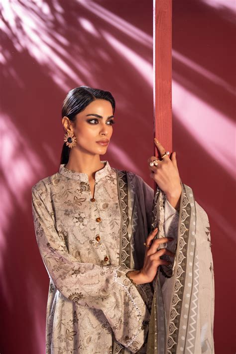 Stella Printed Lawn Vol-2 STV2-5 - Off White Pakistani Lawn Suit ...