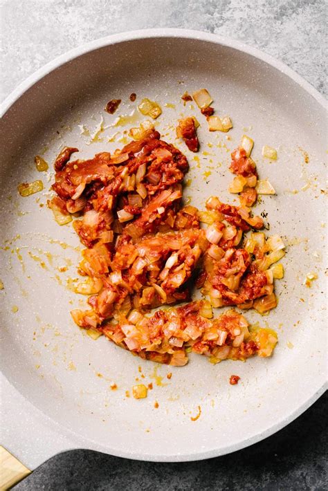 Easy Turkey Meatballs without Breadcrumbs: Two Delicious Recipes!