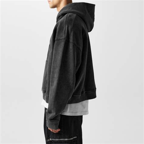 Represent Logo Hoodie | Flannels