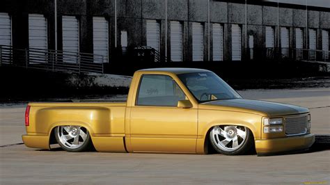 Custom Chevrolet Silverado Wallpaper