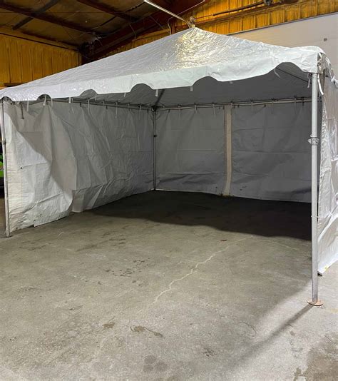 7' x 20' Solid Sides | Delux Tents Mid Michigan