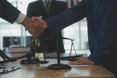 Civil Law Handshake Wallpaper 的图像结果