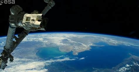 Earth Space Cool 的图像结果