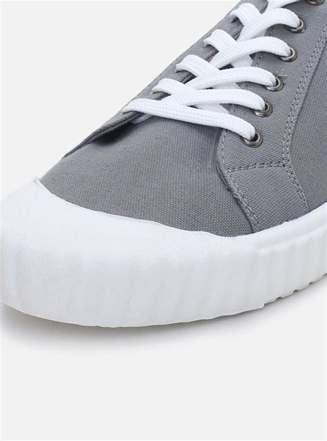 Buy Men Colourblock Canvas Lace-Up Shoes Online at just Rs. 999.0 ...