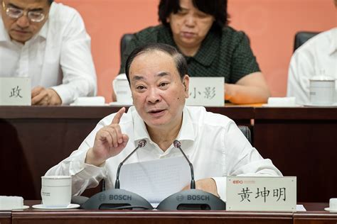 人民画报-庆祝中国外文局建局70周年座谈会召开