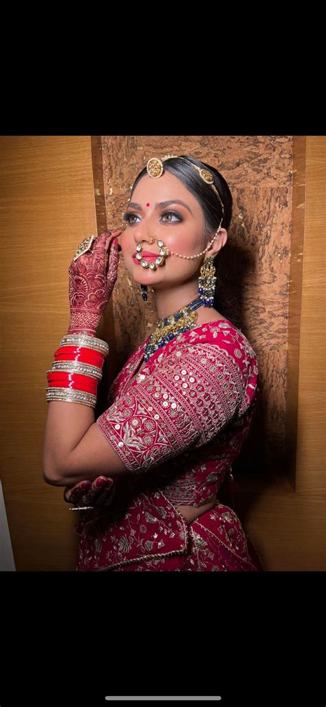 Anmol Kapoor Makeup Artist Services, Review and Info - Olready