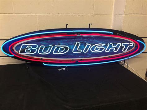 Best Bud Light Neon Signs at Lucinda Mccathie blog