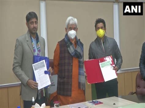 J-K Sports Council inks MOU with Suresh Raina to set up Cricket Academy ...