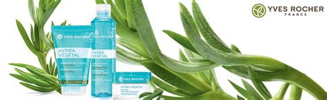 Yves Rocher Hydra Vegetal Ultra-Fresh Cleansing Gel, 125ml : Amazon.in ...