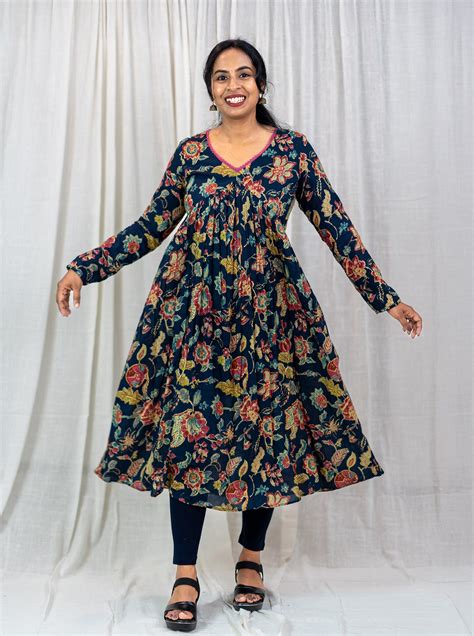 Midnight Bloom – ARIYAA