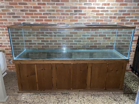Recently picked up this 200 gallon oceanic brand aquarium and I have been unable to find any ...