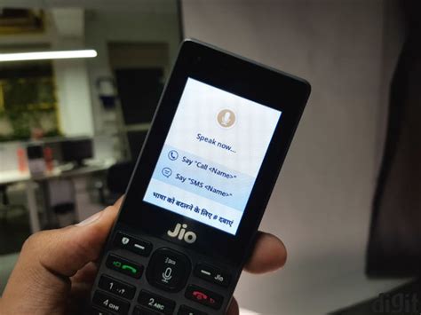 JioPhone First Impressions: What exactly is a smart feature phone? | Digit