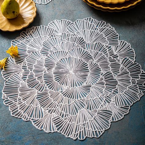 Lux Floral Silver PVC Table Mat - Set of 2 – Pink Palette Stationery