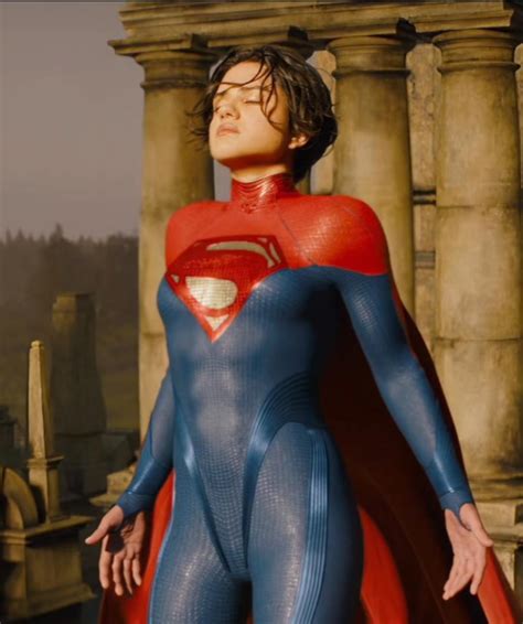 Sasha Calle as supergirl in The flash : r/Celebhub