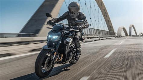 2025 Kawasaki Z900 launched at ₹9.52 lakh