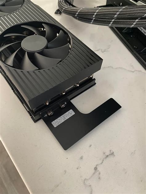 Alienware R13 240 AIO 的图像结果