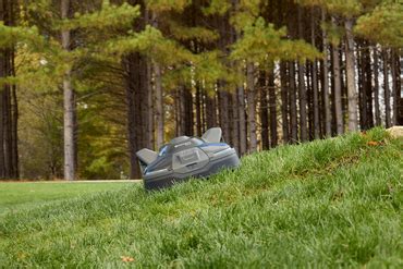 Amazon.com: Husqvarna 410iQ Automower Robotic Mower, 0.5 Acre Mowing Capacity, Wire Free Robot Lawn Mower with Charging Station, RS1 EPOS Reference Station and Replacement Blades, 970727401 : Tools