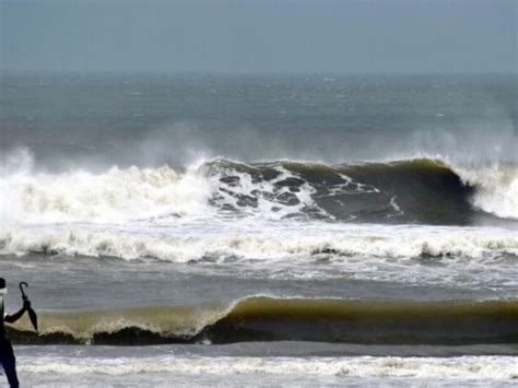 ಬಂತು ಬಂತು ಮೈಚಾಂಗ್ ಸೈಕ್ಲೋನ್, 12 ಜಿಲ್ಲೆಗಳಿಗೆ ರೆಡ್‌ ಅಲರ್ಟ್! ಮನೆಯಿಂದ ಹೊರಬರೋ ...