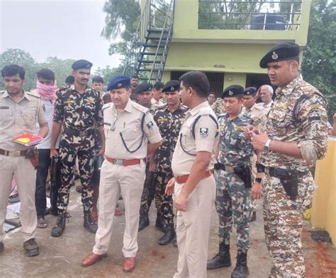 थोड़ा तो रहम करता! रात में पिता ने पीटा, सुबह इंजीनियर बेटे ने पूजा कर ...