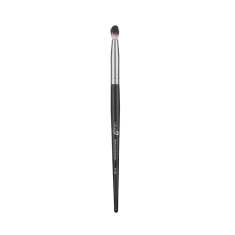 HD Medium Eyeshadow [LP320] - HD Brushes – London Prime