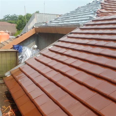 Jual bongkar atap lama pasang baja ringan atap genteng kanmuri flat ...
