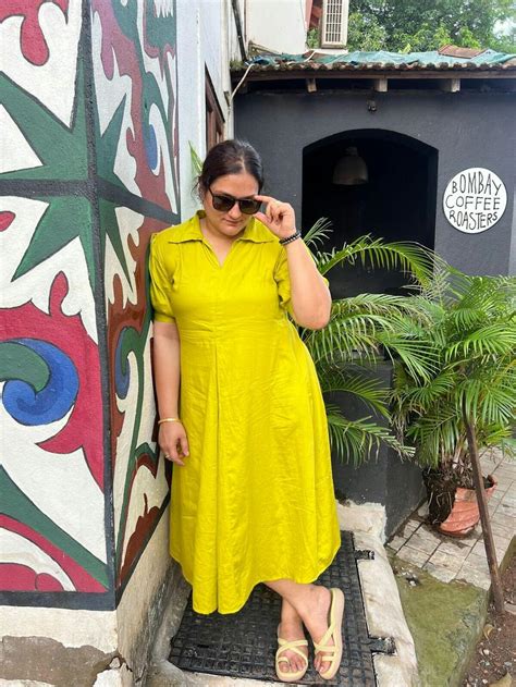 Buy Premium & Stylish Women's Dresses Online | The Svaya